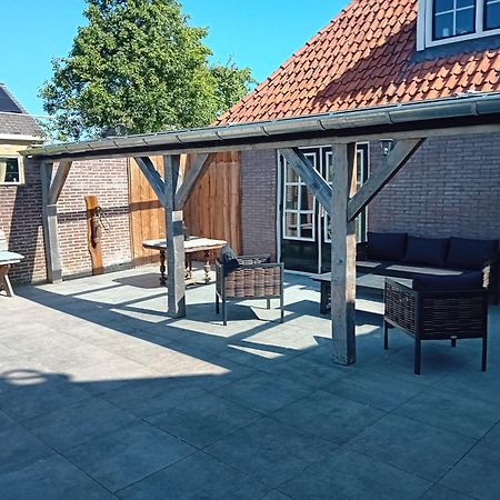 It Linestek Niawier Exterior photo